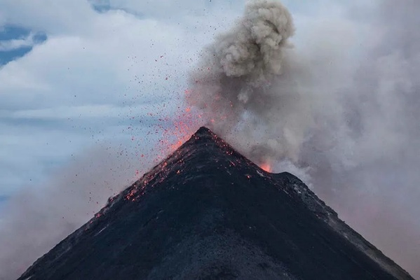 官方免费下载火山,全面评估解析说明|S1_v9.371